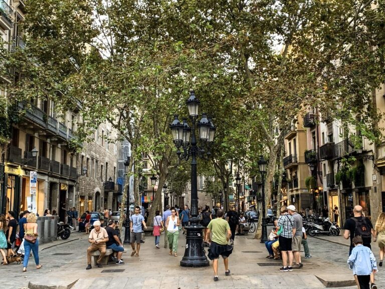 Qué ver en El Born, España【 2024