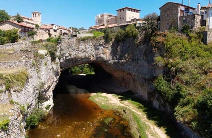 Qué ver en Puentedey, España