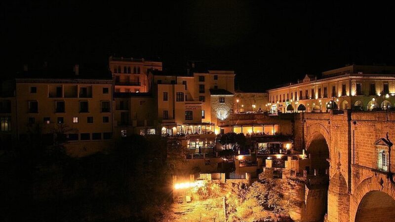 Qué ver en Ronda de noche, España