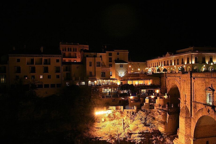 Qué ver en Ronda de noche, España